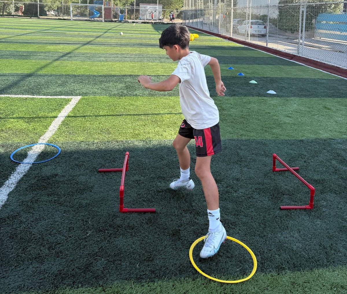 Futbol koçu ile birebir teknik antrenman çalışması